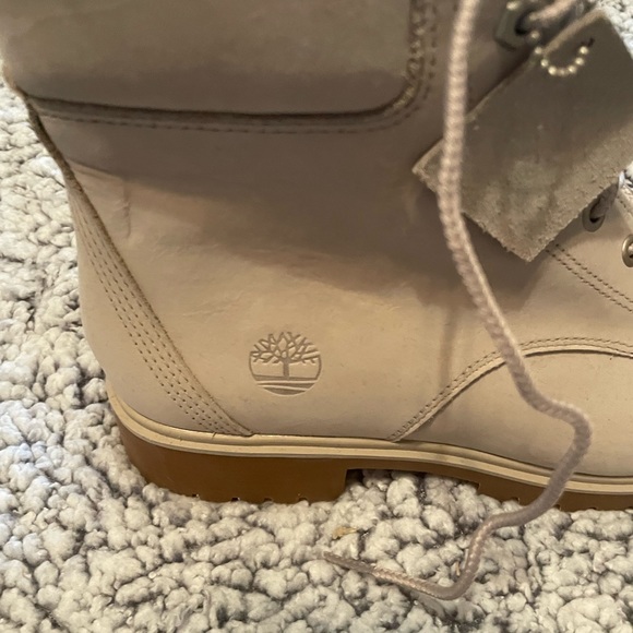 New Timberland boots - Picture 5 of 6